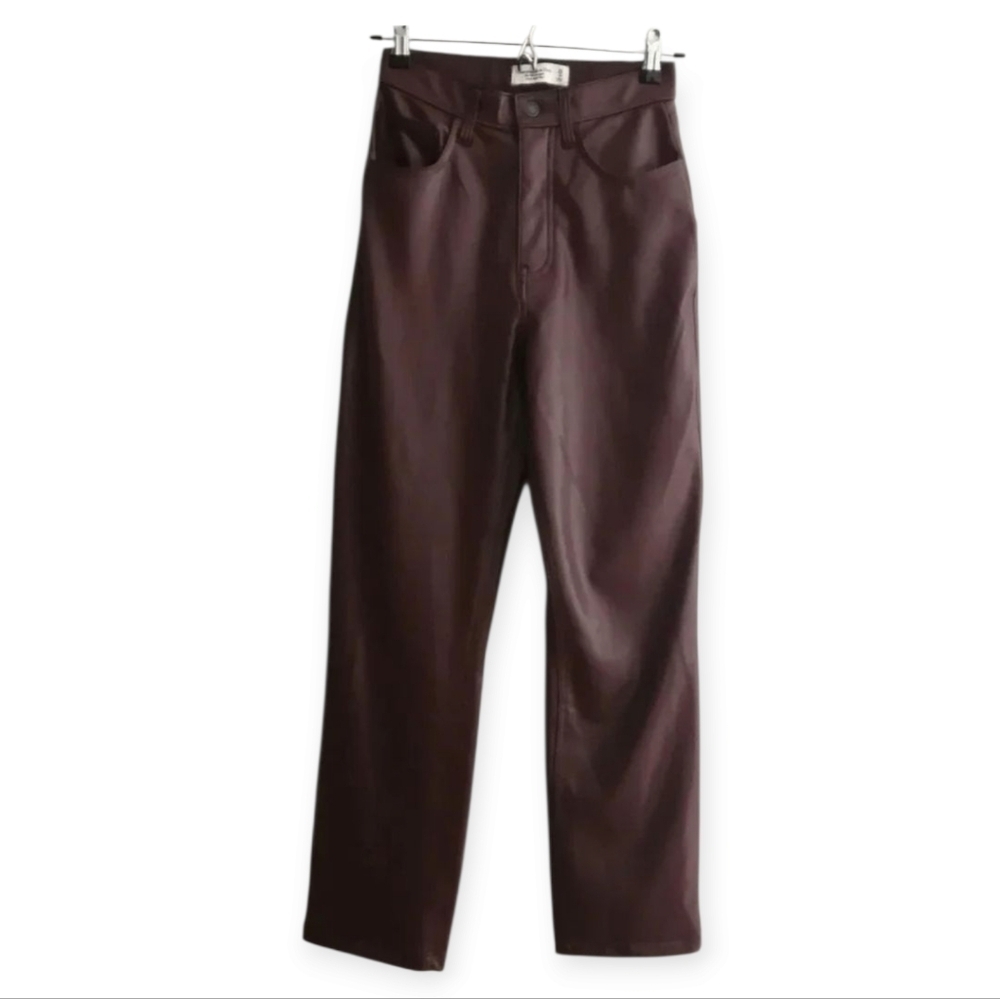 Abercrombie 90s Straight Ultra High Rise Faux Leather Pants Oxblood Size 25